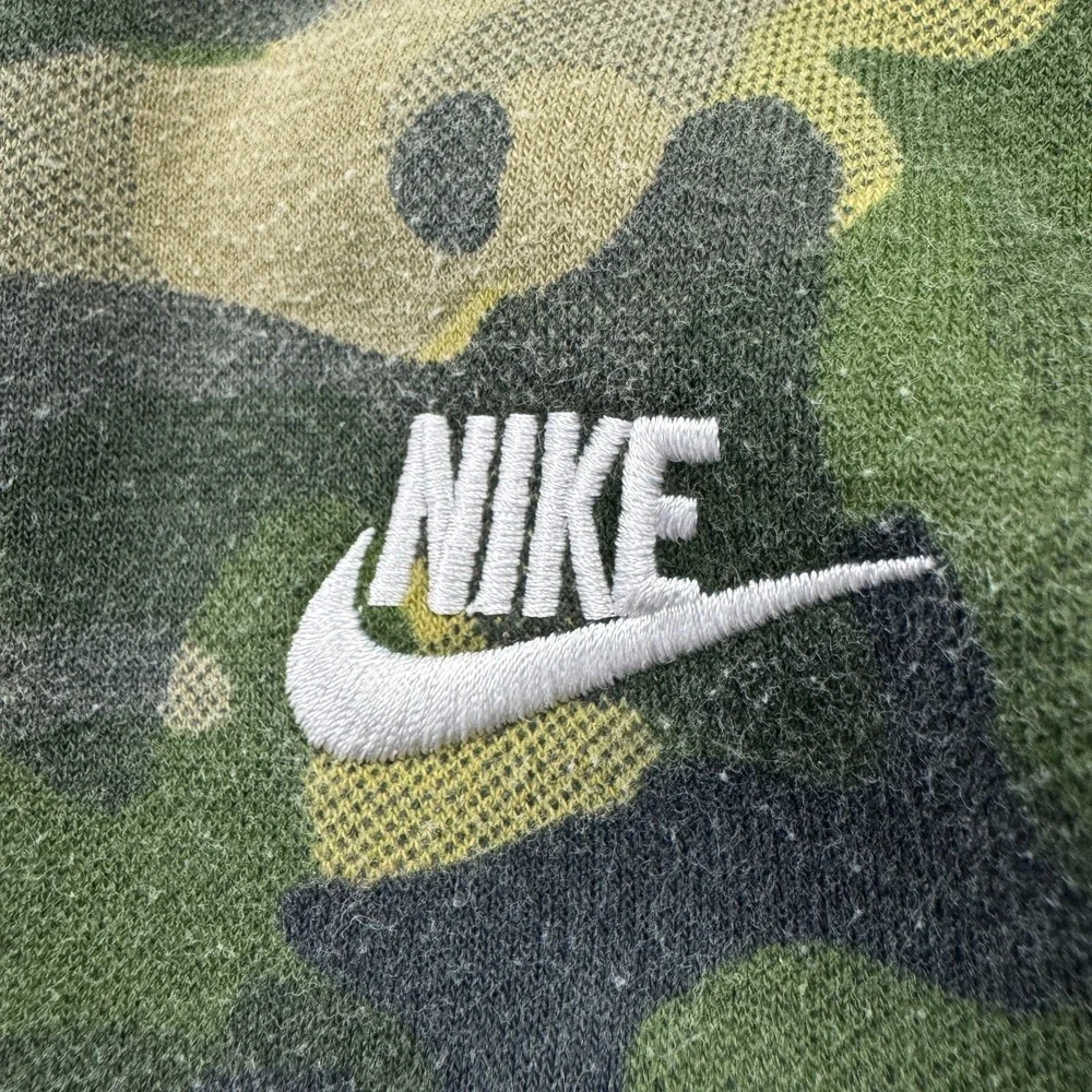 Nike Boys Size 7 Green Camo Hoodie Pullover Fleece Logo Sweatshirt Cotton Casual